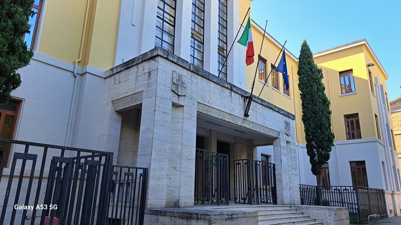 immagine notizia (PTN) Provincia, scuole: oltre 12 milioni di euro di lavori, da lunedì avvio regolare in tutte le superiori; in classe 9.773 studenti